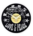 Vinyl wandklok Love & Peace busje