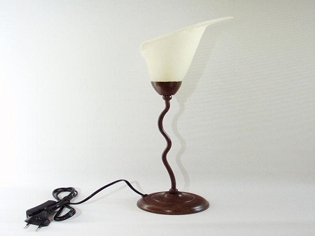 Tafellamp met lelieglas
