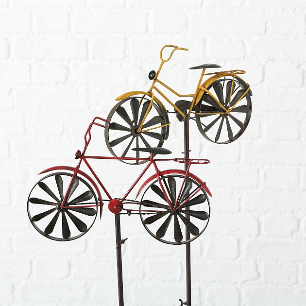 Tuinsteker van metaal met gekleurde fiets Tuinsteker van metaal met gekleurde fiets